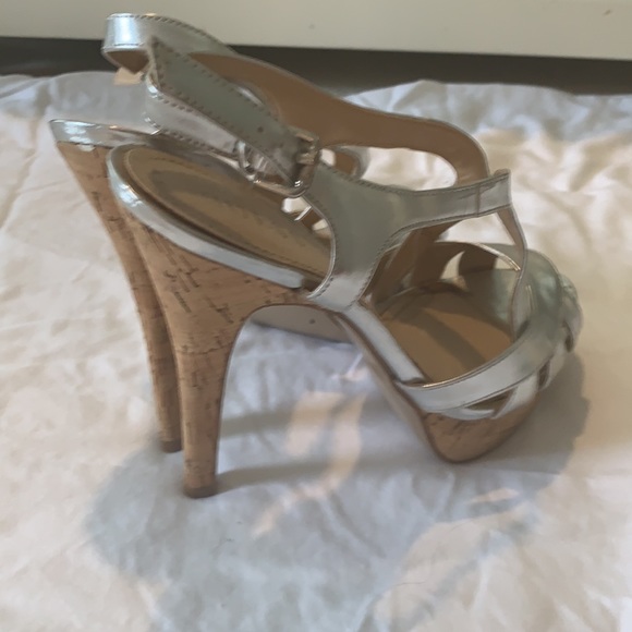 Guess cork platform sandals.  Like new. - Picture 2 of 3